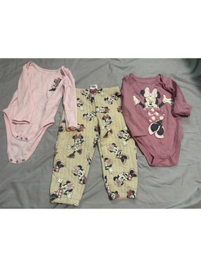 Minnie Mouse set